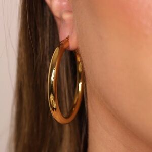 𝅺18K Gold Plated Large Hoop Earrings